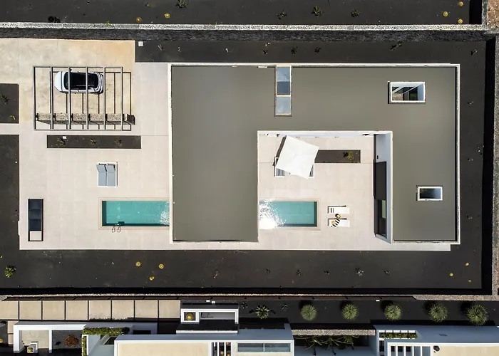 Avasarala By Buenavilla *