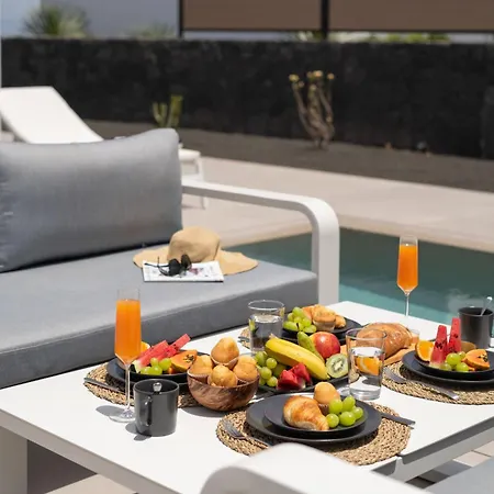 Avasarala By Buenavilla