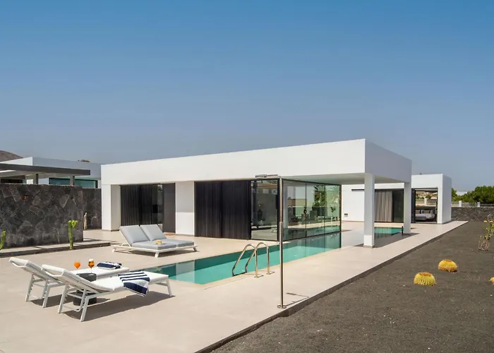 Villa Avasarala By Buenavilla Puerto Calero