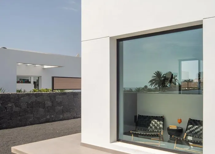 Avasarala By Buenavilla