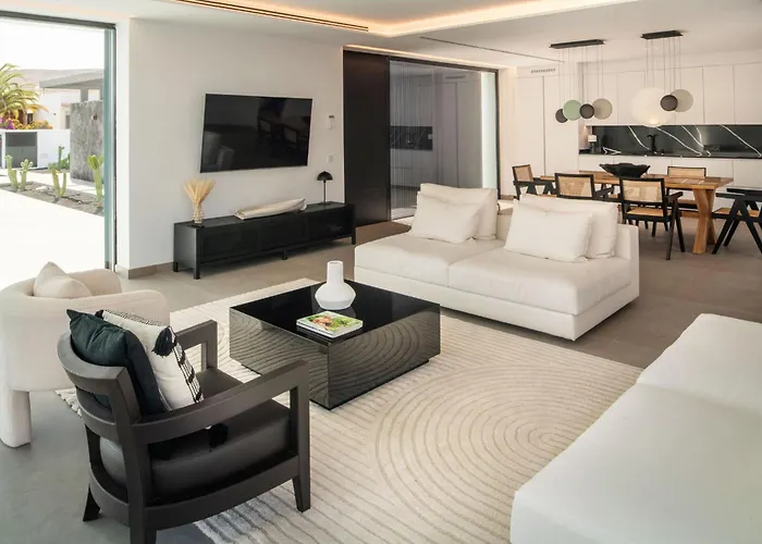 Avasarala By Buenavilla 빌라 푸에르토카레로